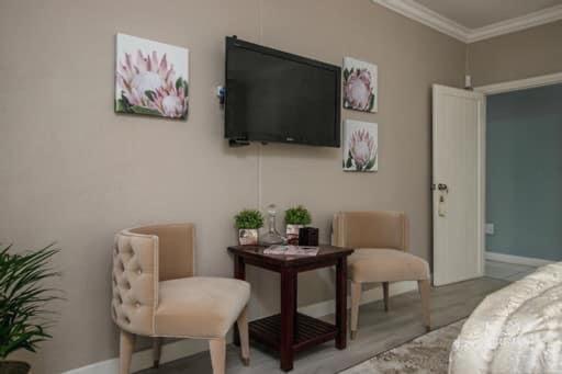 37 Alexandra Avenue, Self Catering Executive Apartment No Load Shedding And Water Outages Йоханесбург Екстериор снимка